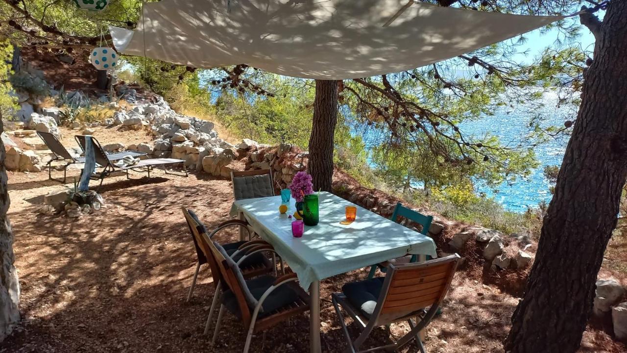 A Small Stone House By The Sea, In A Wineyard Nerezisca Exterior foto